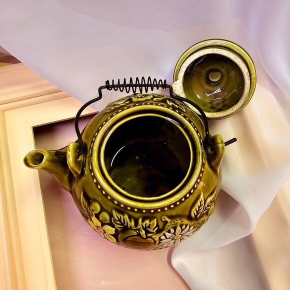 Royal Sealy Ceramic Teapot with Fruits & Flowers, Autumn Themed, Vintage - Picture 6 of 7